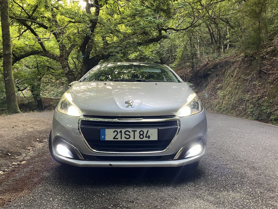 Peugeot 208 1.6 HDi Style 2017 | 115.000 km | Impecável