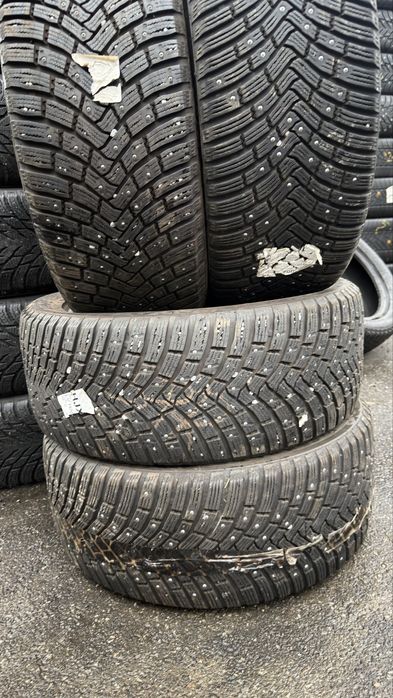 255/45/19 Continental Ice Contact 3