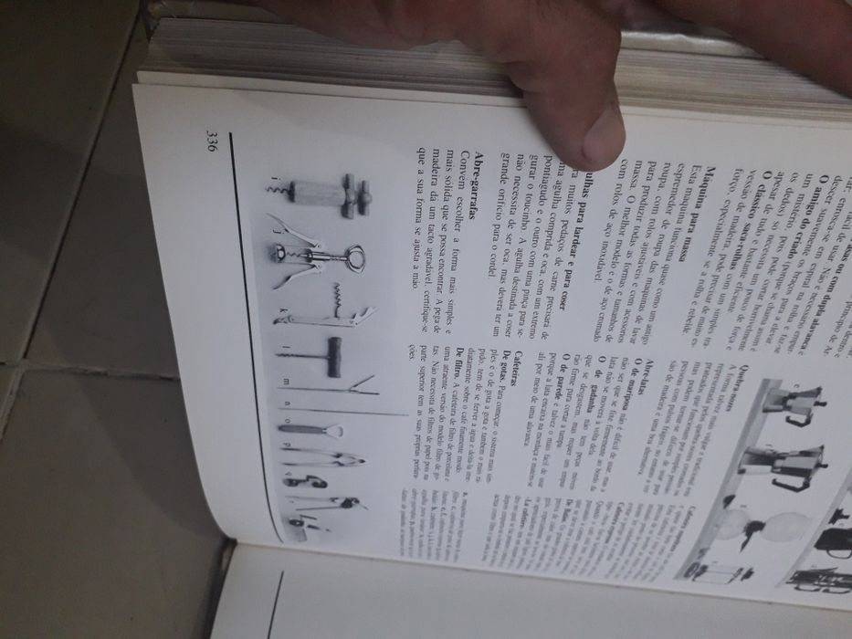 Livro antigo de culinária