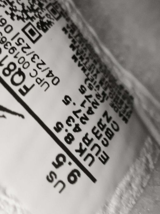 Air Jordan 4 Retro Fear