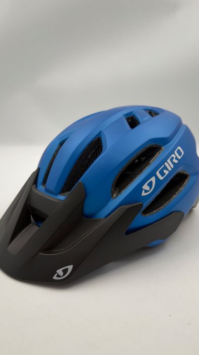 Powystawowy Kask Rowerowy GIro Fixture 2  r. UY (50-57cm)
