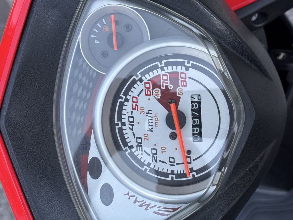 Scooter Kenos Valleta preço para vender este fim de semana