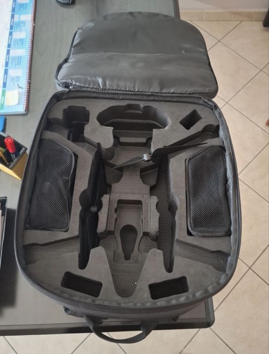 Drone Parrot bluegrass fields447402192887490563
