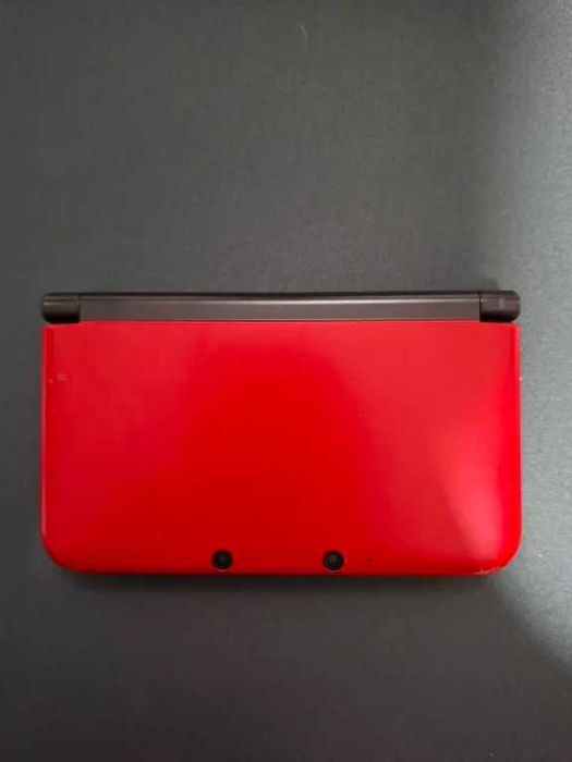 Nintendo 3DS XL Desbloqueada 128GB (Acessórios e carregador incluido)