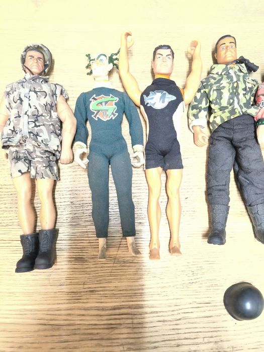 Bonecos action man