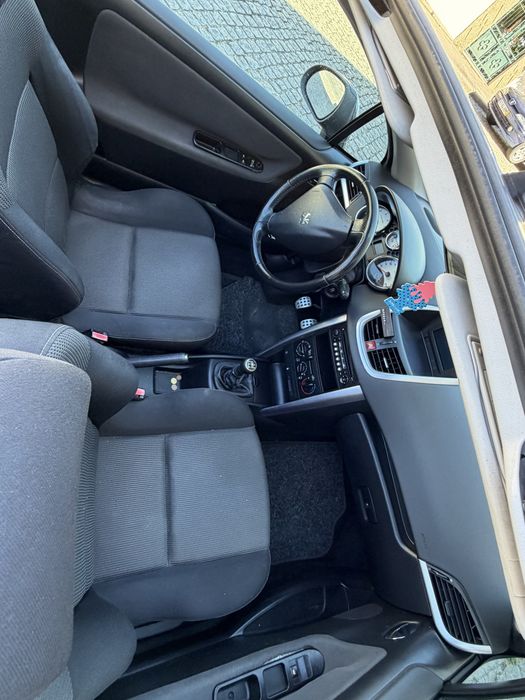 Peugeot 207 CC 1.6 Gasolina – Descapotável – 120cv