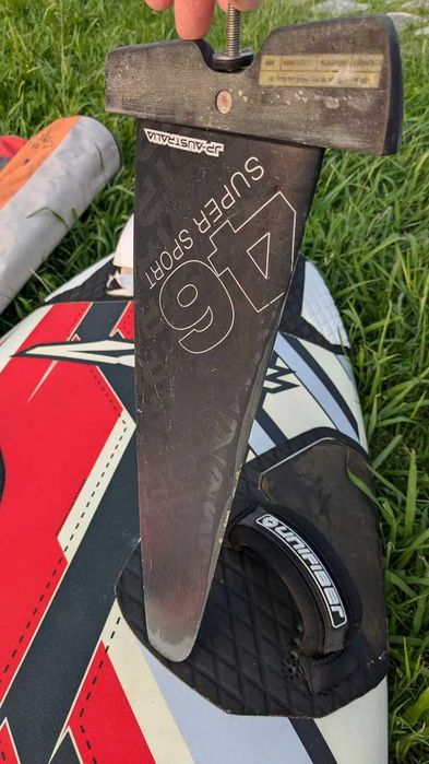 Prancha Windsurf JP SuperSport 74 (127L)