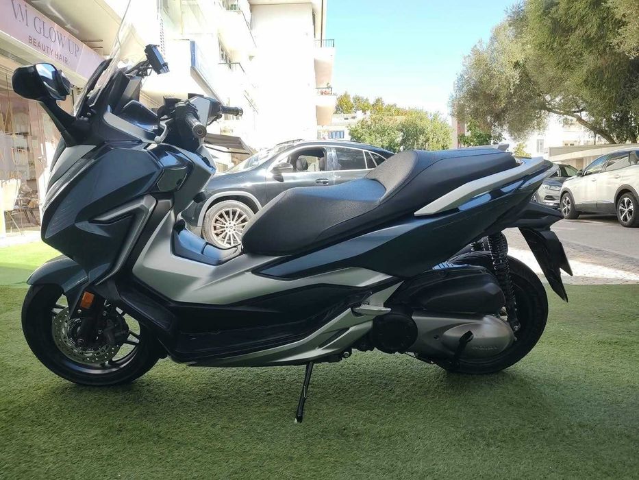 Mota Honda Forza 300