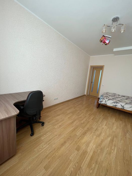 Оренда 3 кімнатної квартири Виставка