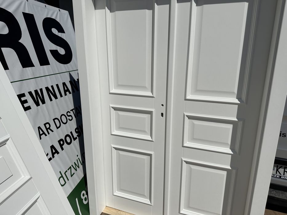 Drzwi drewniane dwuskrzydłowe 900 Ofert z ościeżnicą regulowaną białe