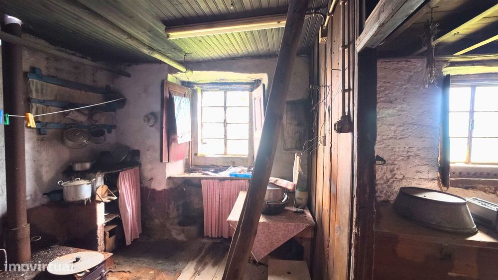 Moradia T2 Venda em Sarzedas,Castelo Branco