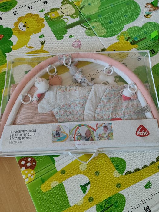 Tapete fofinho de actividades marca Fehn