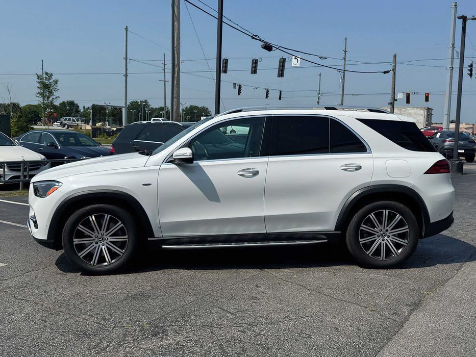 Mercedes-Benz GLE 450e 4MATIC      2025