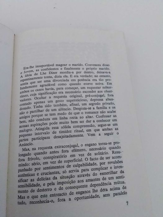 A Gente com quem ela anda por Mary McCarthy
