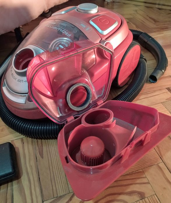 Aspirador Compacto Rowenta - Sem Saco - 2000W