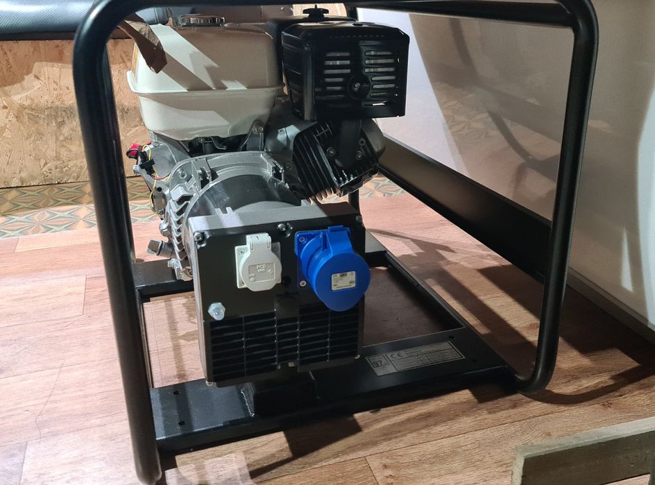 Электрогенератор HONDA EA 6000 N1