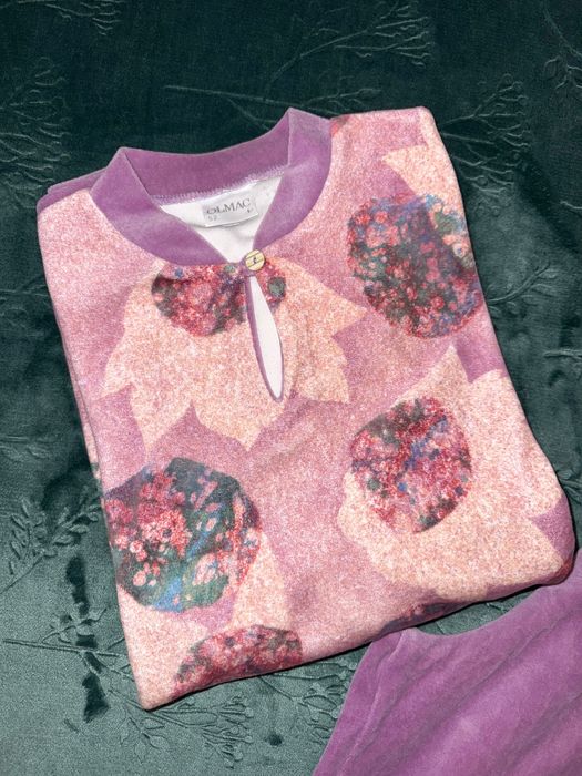 Pijama Lilás com padrão
Pijama Lilás com padrão