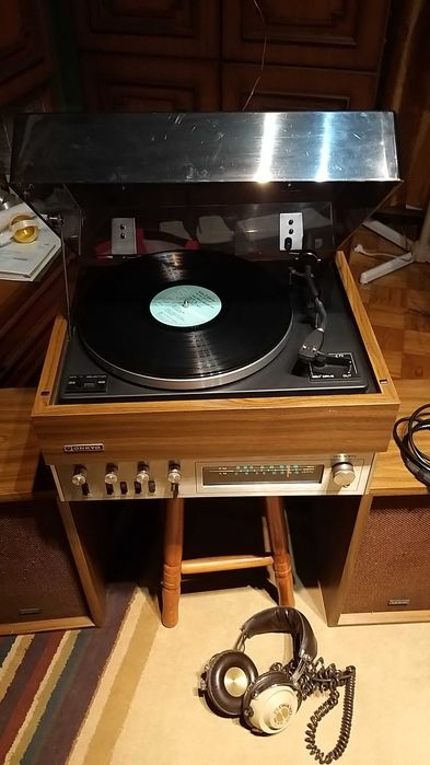 Amplificador,rádio e gira-discos Onkyo Dynamic Four 800