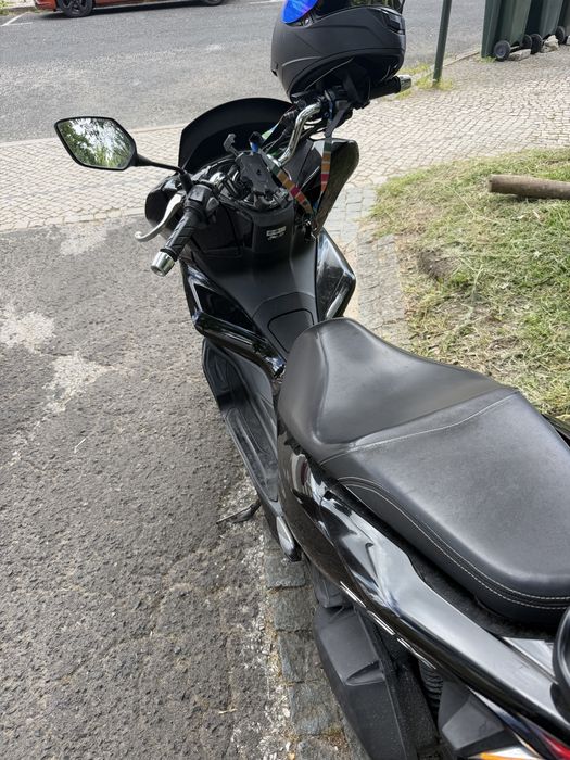 Pcx perfeito estado - leva báu junto