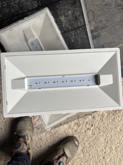 Nowe Lampy awaryjno-ewakuacyjne