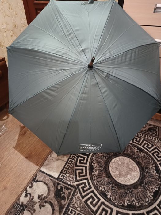 Продам зонт, новый, трость.