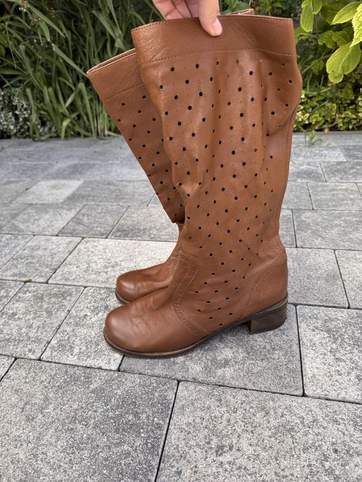 Чоботи жіночі шкіряні