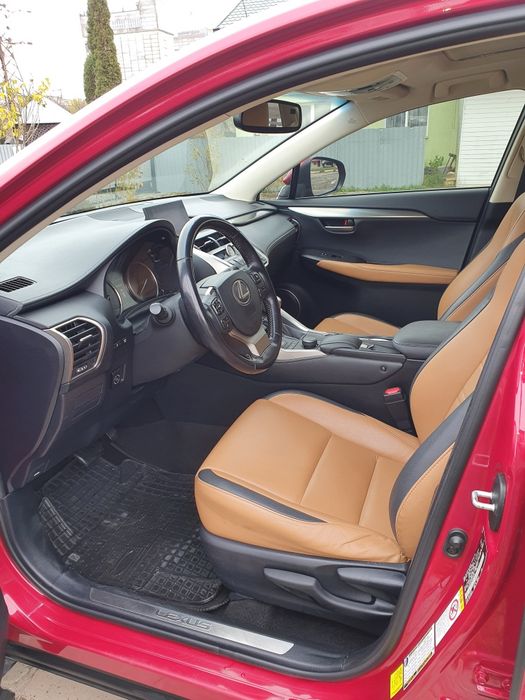 Lexus NX 300 h гібрид