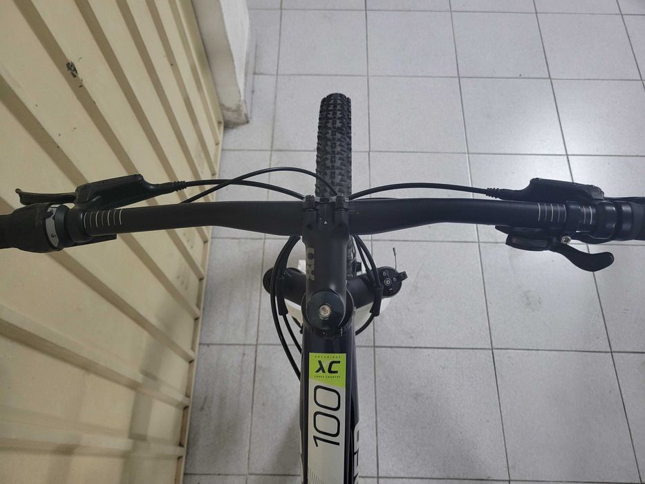bicicleta BTT BTWIN Rockrider XC100