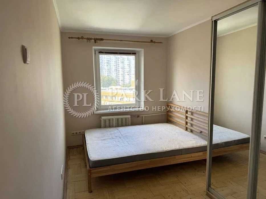 3-кімнатна квартира 62м², ремонт, Голосіївська 16, Деміївська