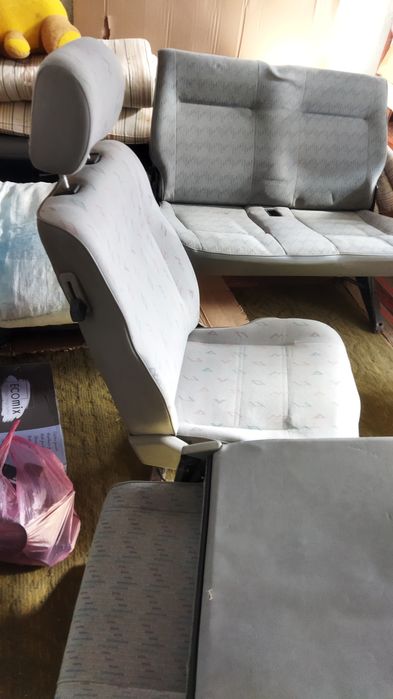 Продам автокрісла сидіння для мікроавтобуса з фольцвагена оригінал.