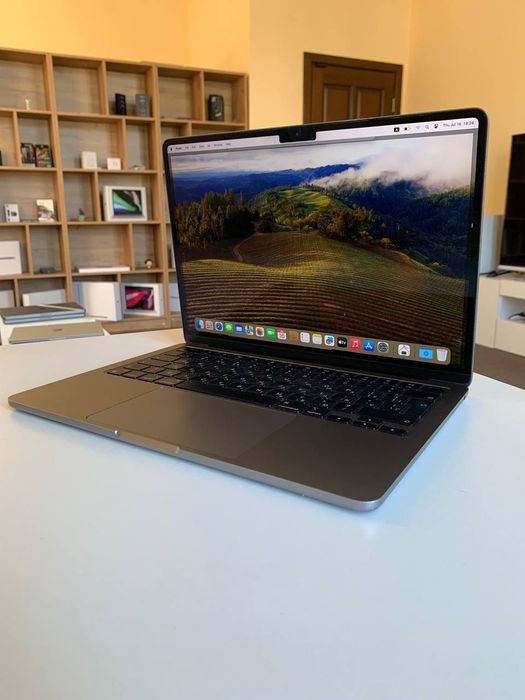 Ноутбук APPLE MACBOOK AIR 13″ 2022 Space Gray M2 8 RAM / 256 SSD