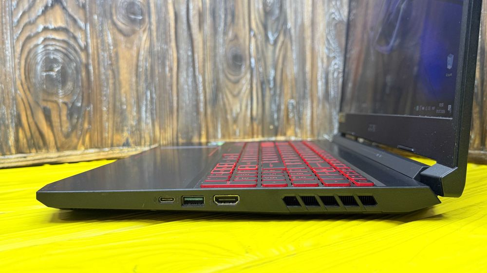Стильний Геймерський Ноутбук Acer Nitro 5  AN515-55 /Core i5-10300H/GTX 1650 TI 4 GB
