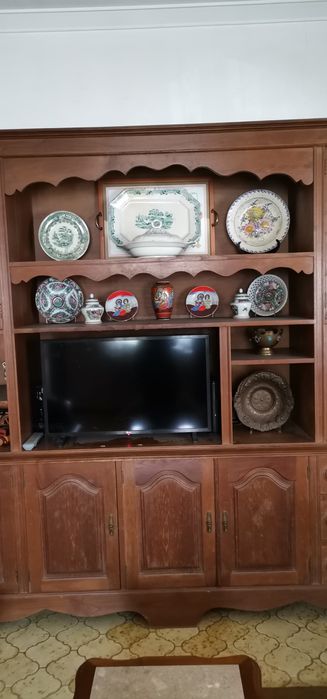 Móvel de carvalho maciço