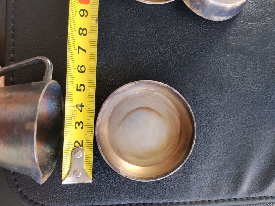 Platerowane srebrem mini filiżanki Retro warmet rytosztuka ?