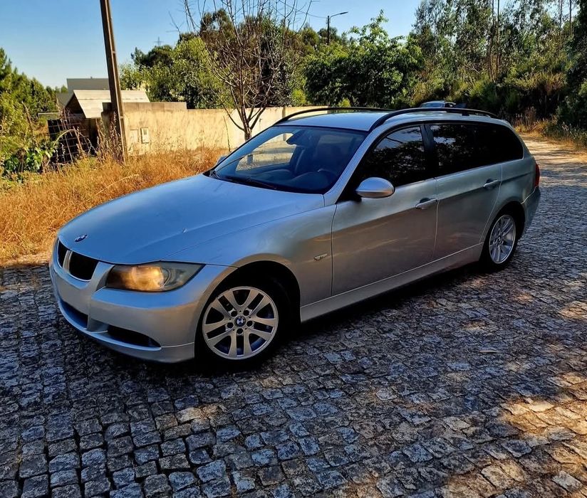 BMW 318D Touring p/legalização