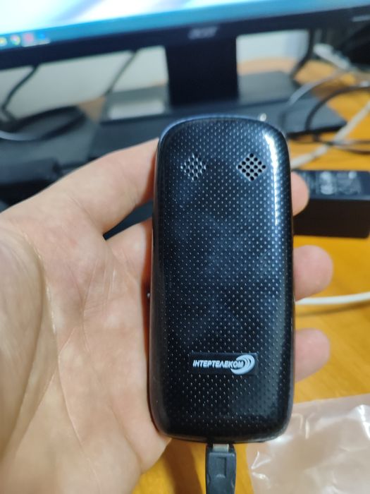 Мобільний CDMA телефон ZTE Baojun B505