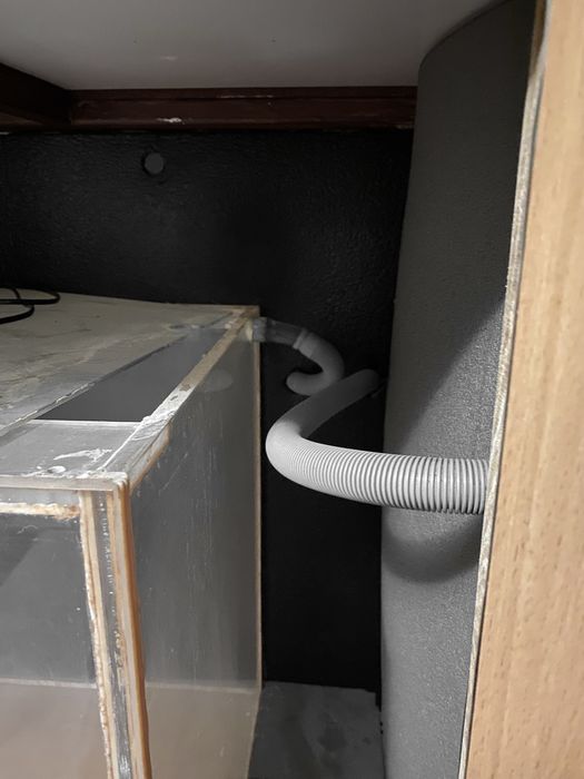 Акваріум/Стійка з 6 акваріумів