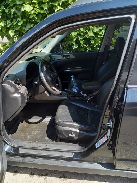 Продам subaru forester