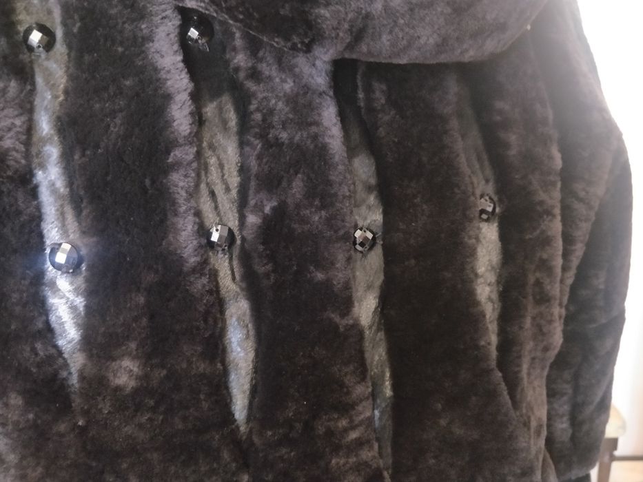 Продам Шубку мутон