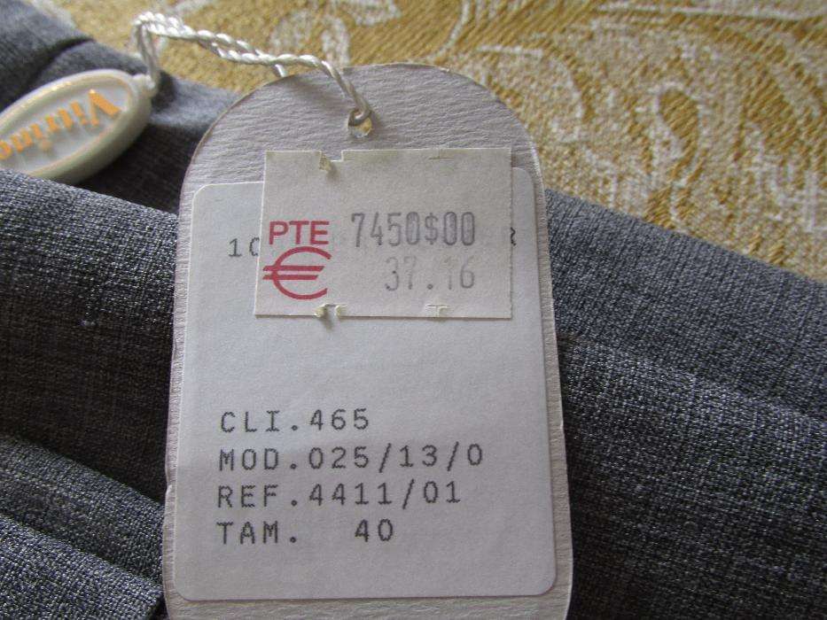 Fato cinzento Vitrine com calças e casaco