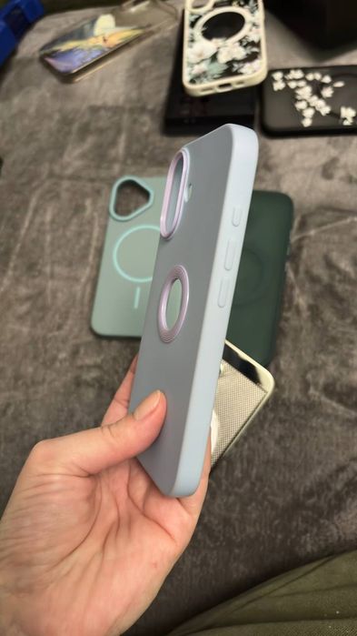 Продам чохли для iPhone 16