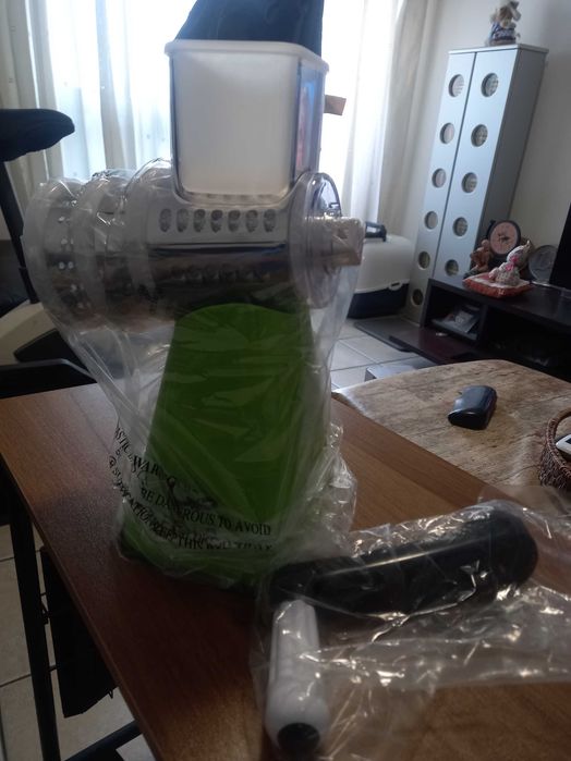 Manual Rotary Grater (New)64285228208387122