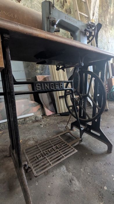 Pernas máquina costura antiga SINGER