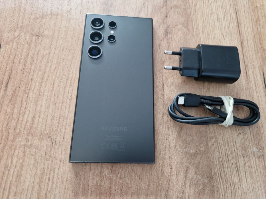 Smartfon Samsung s24 Ultra 12/512gb Brak BLOKAD Gwarancja ZESTAW