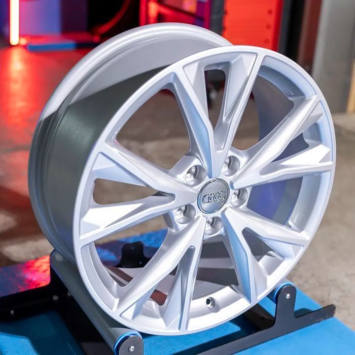 FABRYCZNIE NOWE Oryginalne Felgi Audi 18" A3 A4 A6 A8 Q2 Q3 TT