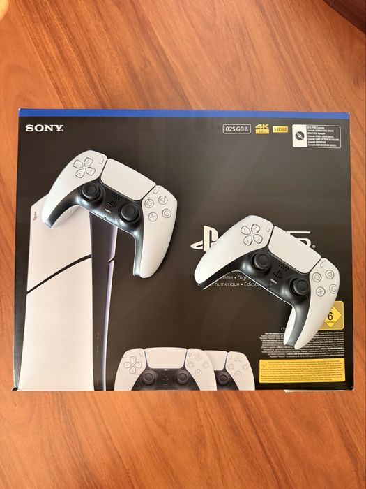 Playstation 5 Slim 825Gb + 2 comandos