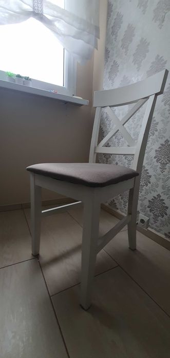 Stół i 4 krzesła
