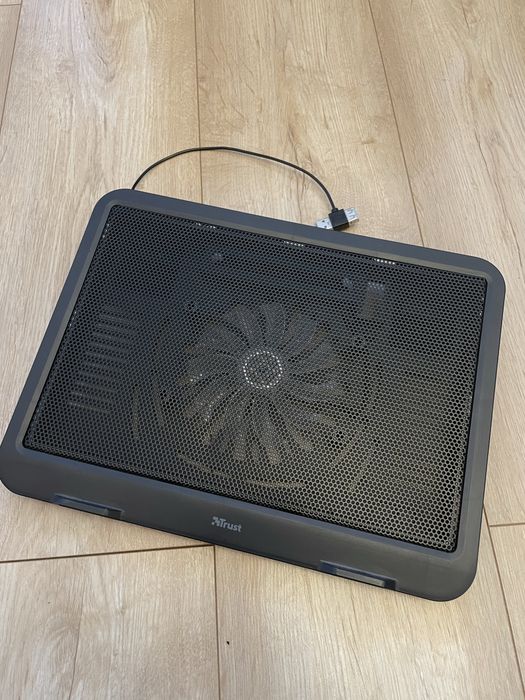 Podstawka pod laptopa Trust
