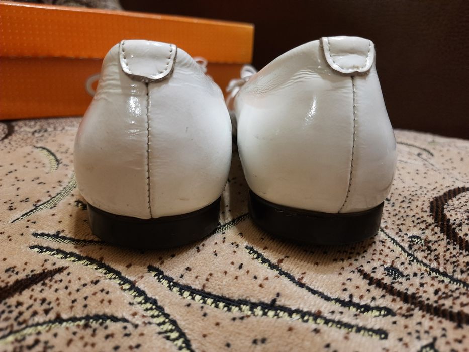 Продам кожаные туфли-балетки