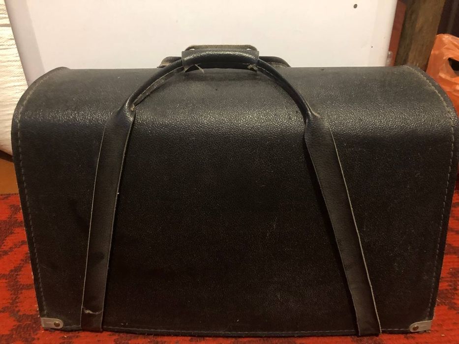 Швейная машинка Чайка 134